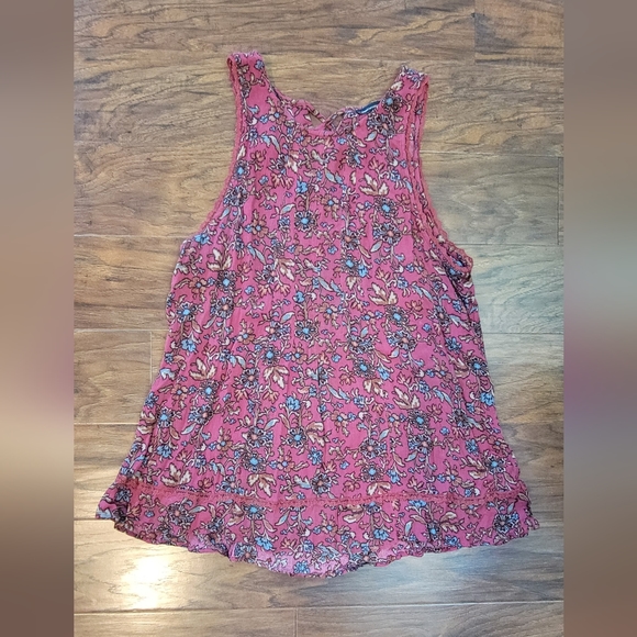 American Eagle Flower Lace Tank Top Size Medium - Picture 3 of 9
